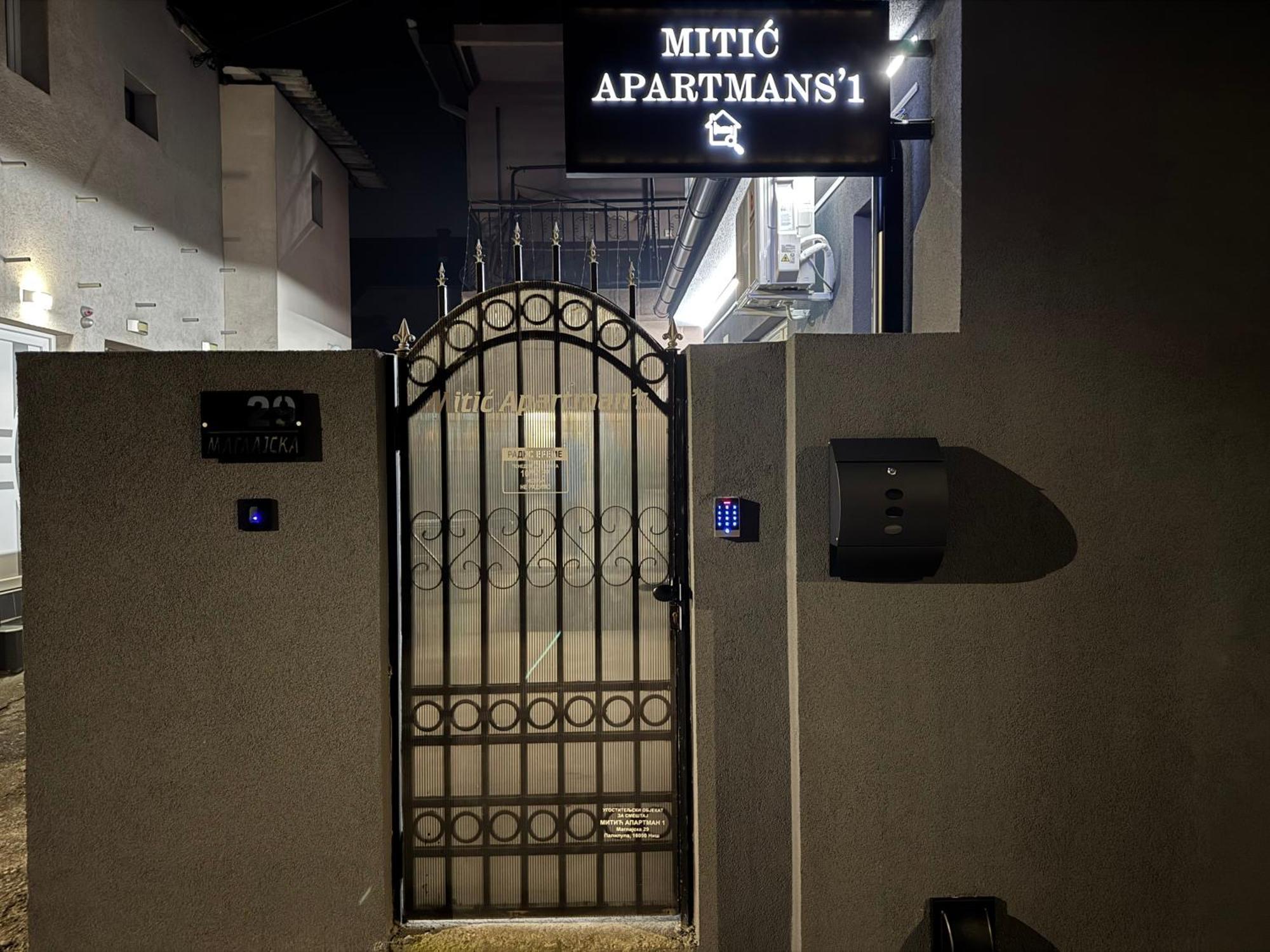 Mitic Apartmani 1 Ni Exterior foto