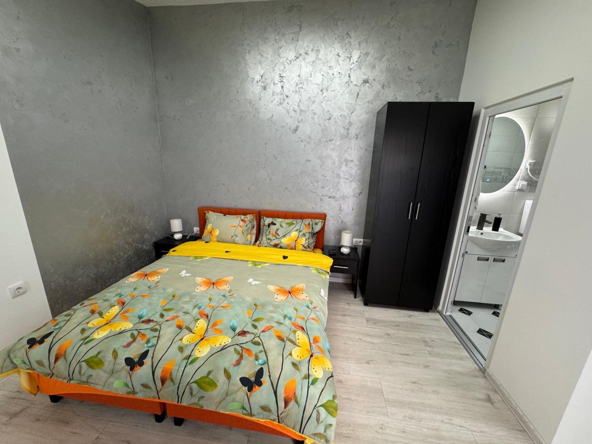 Mitic Apartmani 1 Ni Exterior foto